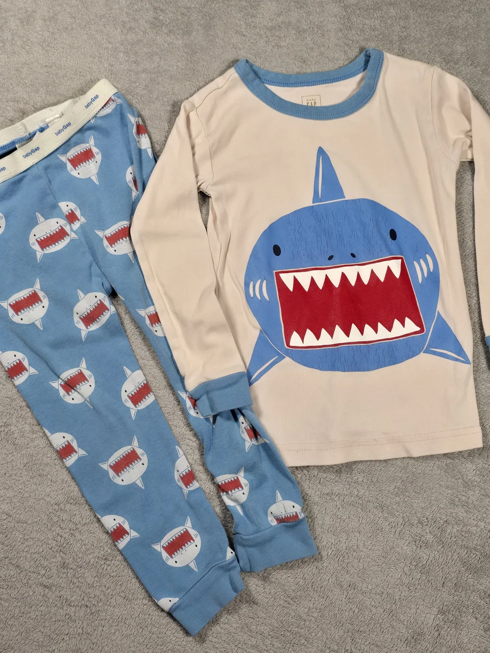 Gap Kids Shark Print Cotton Pajama Set - Blue & Cream